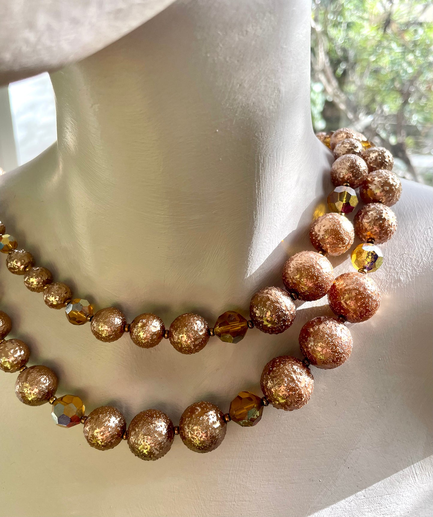 'Goldie' 60's costume jewellery necklace