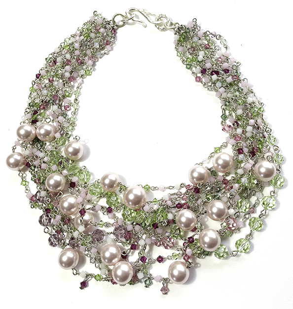 'Mint Julep Foam' crystal neckpiece